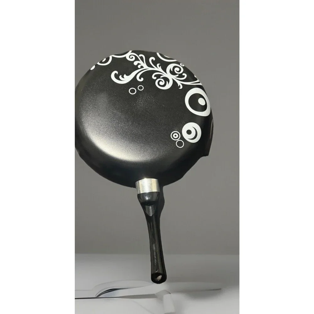 Starfrit Starbasix Skillet, a non-stick frying pan 12 x 12 Inches Black & Grey